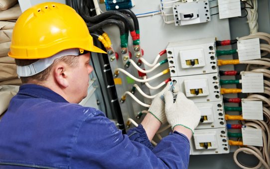 Reliable Electrician for Your Electrical Works in Chicago  
